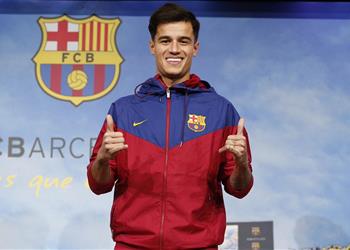 فيديو كوتينيو في كامب نو شعار البرسا يليق بك