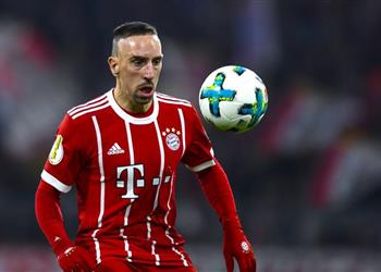 بسبب الكرة الذهبية ريبيري يفتح النار على فرنسا ورونالدو