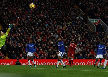 محمد صلاح يفوز بجائزة هدف الشهر في ليفربول