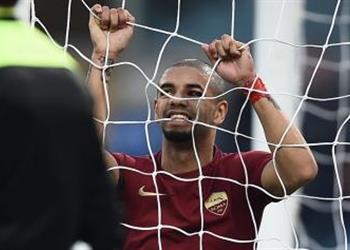 برايتون يدخل سباق التوقيع على مدافع روما