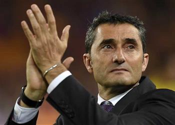 لاعب برشلونة يطلب من فالفيردي السماح برحيله