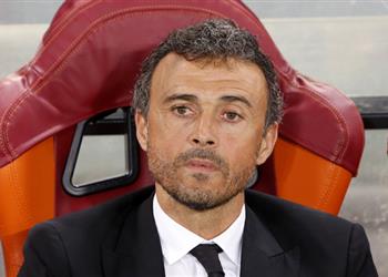 ميركاتو المدربين برشلونة يضع كونتي كبديل مثالي لإنريكي وتشيلسي يختار مدرب م حتمل