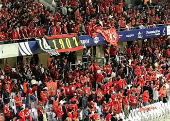 جماهير الأهلي بالإمارات تهتف للاعبين وتوجه تحية خاصة لـ البدري والسعيد