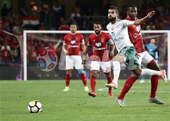 اجتماع في الأهلي بحضور الخطيب لمناقشة قائمة إفريقيا