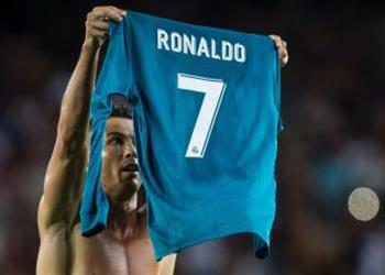 باريس سان جيرمان يضع شرط يثير استياء ريال مدريد لضم رونالدو