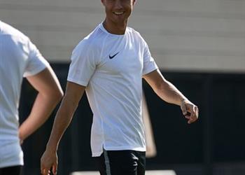 رونالدو يرد على شائعات رحيله عن ريال مدريد بطريقته الخاصة