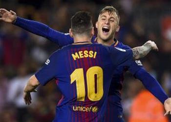 دولوفيو يضع شرط ا للرحيل عن برشلونة