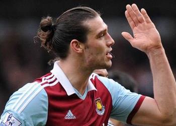 وست هام يخبر تشيلسي بقيمة أندي كارول