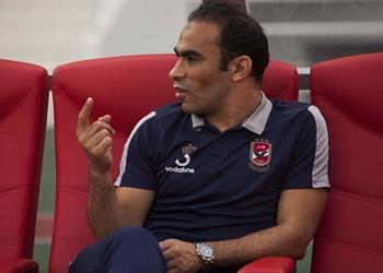 جلسة بين عبدالحفيظ ولجنة الكرة بالأهلي لتجديد عقود اللاعبين