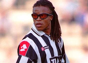 دافيدز يكشف عن بطل الكالتشيو هذا الموسم