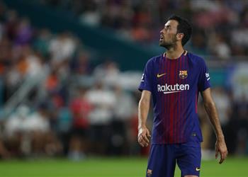 جوارديولا يريد ترميم وسط ميدانه من برشلونة