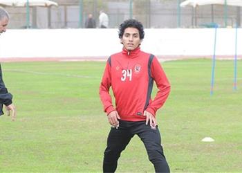 الأهلي ي عير أحمد حمدي إلى المقاصة رسمي ا