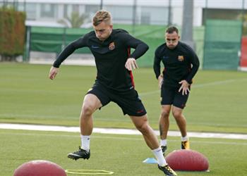 برشلونة يضع شرطا لتجديد عقد ديولوفيو