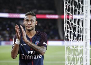 رسمي ا نيمار يرفع دعوى قضائية ضد برشلونة