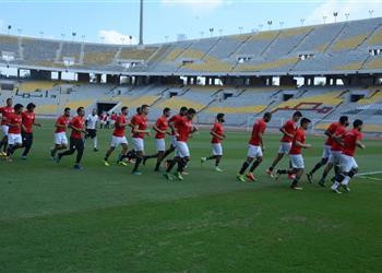 منتخب مصر بـ الأبيض أمام أوغندا