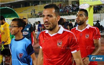 معلول يواصل أداء برنامجه التأهيلي في الجيم