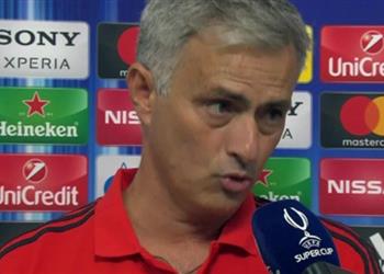 مورينيو ي ظهر رد فعله بعد الخسارة من الريال بالسوبر الأوروبي