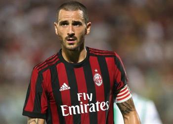 بونوتشي يتنازل عن شارة قيادة ميلان ولكن