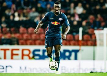 ليفربول يبحث ترميم دفاعه من البوندسليجا