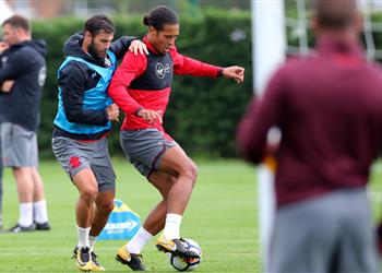 ساوثهامبتون يعفو عن فان ديك بعد إغلاق الميركاتو