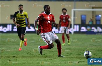 من جديد أجاي يسجل الهدف الثاني للأهلي في مرمى المعادي