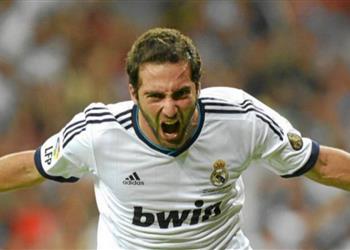 تصريحات شقيق هيجواين أخي لن يحتفل إذا سجل في مرمى ريال مدريد