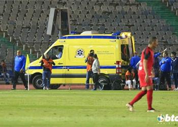 احمد الشناوى يطمئن على جنش بعد الكسر