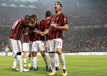 بالفيديو ميلان يتأهل لملحق تصفيات الدوري الأوروبي