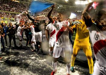 رسمي ا بيرو تحجز المقعد الأخير بالمونديال على حساب نيوزلندا