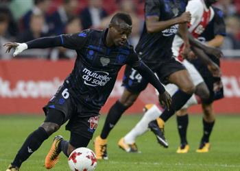 مدرب نيس يثير الشكوك حول مستقبل سيري