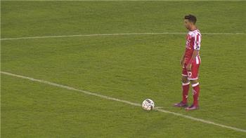 م حترفين تريزيجيه يشارك في هزيمة موسكرون أمام كورترابيك