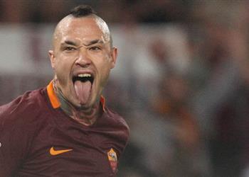 تقارير الميركاتو مانشستر يونايتد يسعى للتغلب على تشيلسي في التعاقد مع ناينجولان