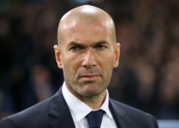 لاعب ريال مدريد يهدد بالرحيل