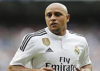 روبرتو كارلوس وديكو وأبيدال في القاهرة قريب ا