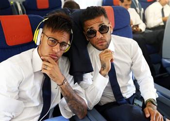 تصريحات ألفيش يوضح دوره في إقناع نيمار بالانتقال إلى باريس سان جيرمان ورأيه حول الصفقة المرتقبة