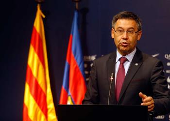 بارتوميو يوضح السبب وراء إقامة مباراة برشلونة بدون جماهير