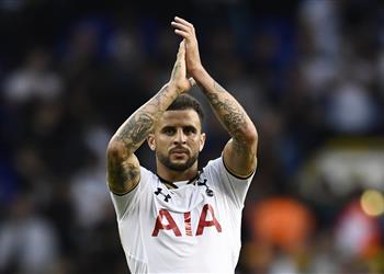 سوشيال_بطولات والكر إلى مانشستر سيتي