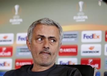 تقارير الميركاتو إصابة زلاتان ت غير خطط مانشستر يونايتد في الصيف بيلوتي ولوكاكو الأقرب لتعويضه