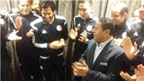 لاعبو المنتخب الوطني يحتفلون بعيد ميلاد مروان محسن