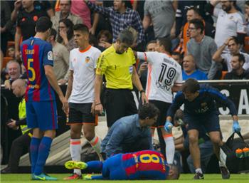 تصريحات ميسي حول إصابة أنيستا أسوأ ما في المباراة