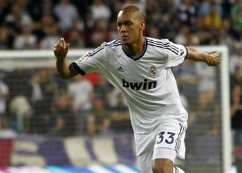 خبايا العقود ريال مدريد سيحصل 225 ألف يورو من عملية إنتقال فابينيو إلى أتلتيكو مدريد