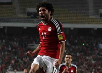 شوقي يمنح النني نصائح لتطور مستواه مع المنتخب