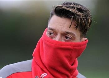 تصريحات لاعب تشيلسي السابق يهاجم أوزيل ويؤكد لا ي قارن بسواريز وسانشيز أكثر أهمية منه في آرسنال