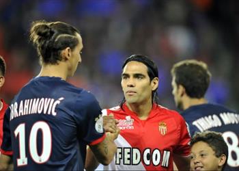 ميلان يؤكد اهتمامه بإبراهيموفيتش وفالكاو