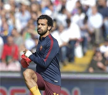 م حترفين صلاح على مقاعد بدلاء روما في مواجهة اوسترا فيينا بالدوري الأوروبي