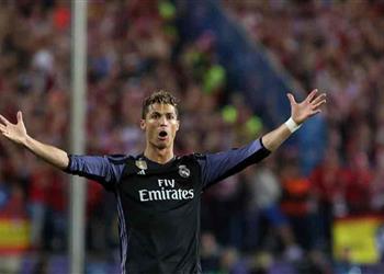 تصريحات كامبوس علاقة رونالدو وريال مدريد متوترة