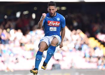 ميرتنز ي علق على هاتريك بينفينتو وإمكانية فوز نابولي بالكالتشيو