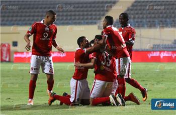 التشكيل المتوقع للأهلي في مواجهة الداخلية وجه جديد في الدفاع