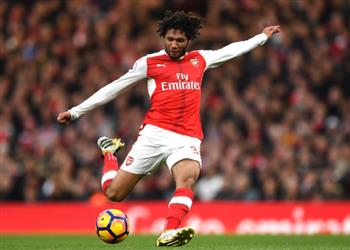 تقييم متوسط لمحمد النني من Express على أدائه أمام النجم الأحمر