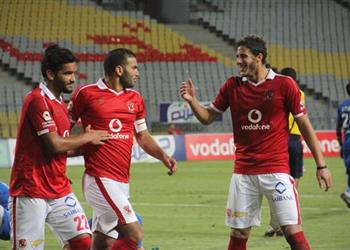 طبيب الأهلي يكشف جاهزية ثنائي الفريق لموقعة الترجي